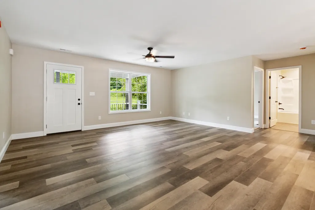 290 Walton Road Irvine KY 40336