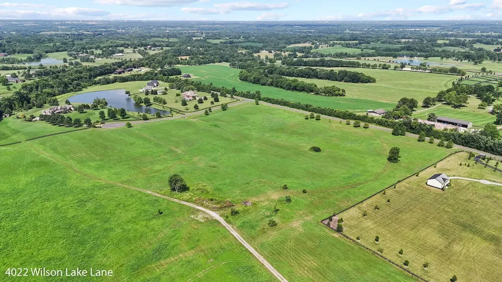 4022 Wilson Lake Lane Lexington KY 40516