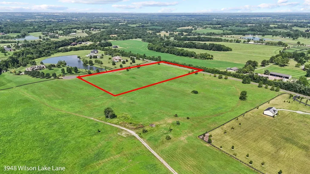 3948 Wilson Lake Lane Lexington KY 40516