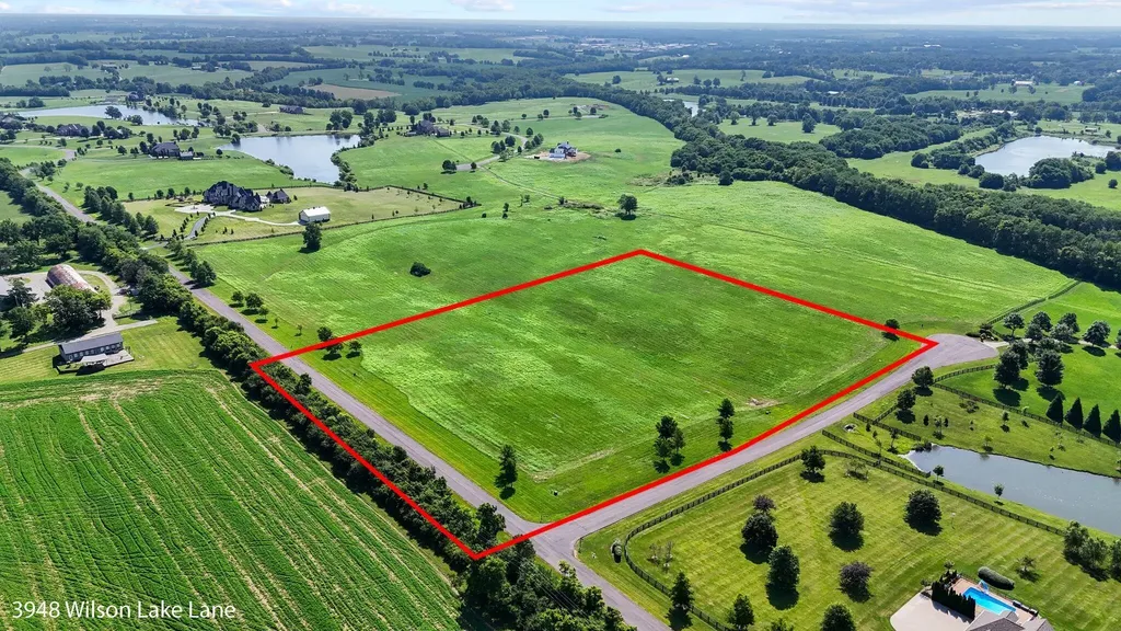 3948 Wilson Lake Lane Lexington KY 40516