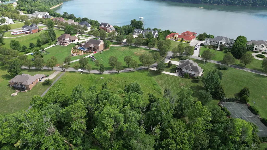 35 Waitsboro Circle Somerset KY 42503
