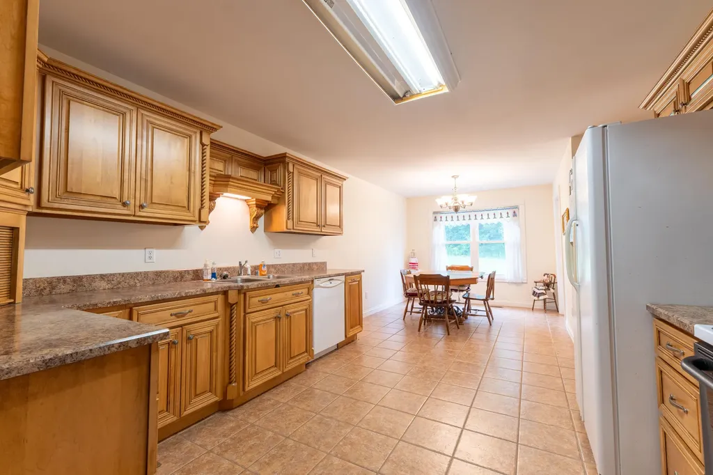 190 Crabtree Lane Somerset KY 42503