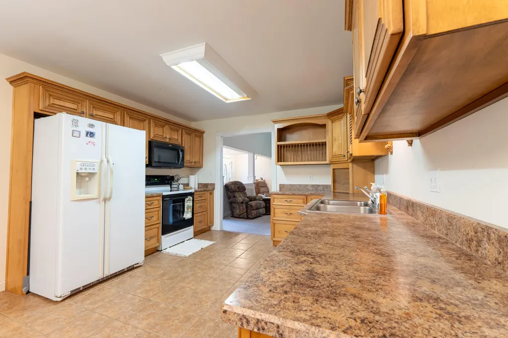 190 Crabtree Lane Somerset KY 42503
