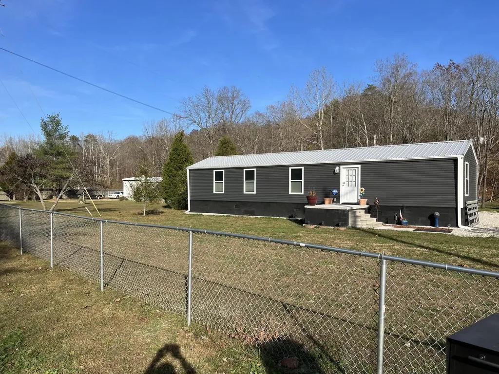 209 Brandy Lane Stanton KY 40380