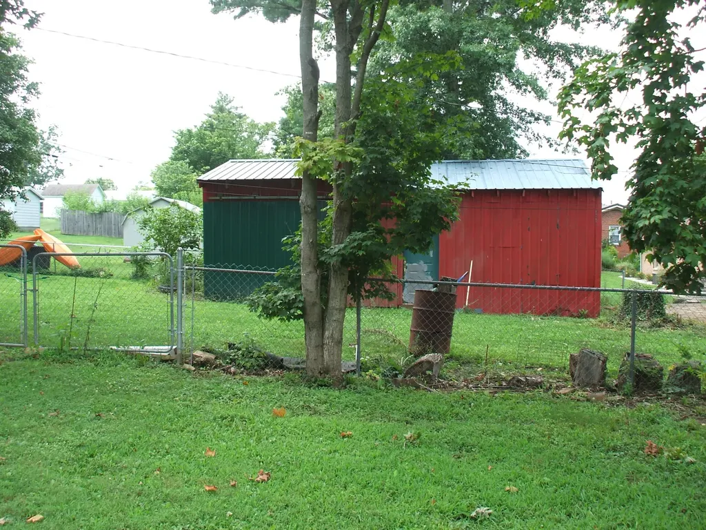 101 Whitney Avenue Lawrenceburg KY 40342