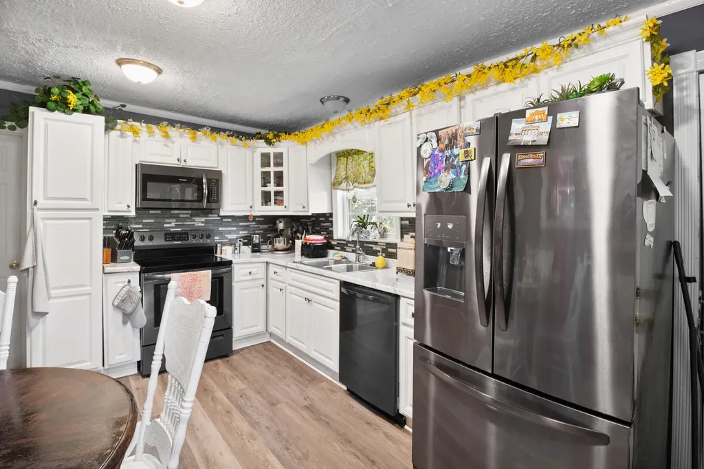 902 E 9th Street London KY 40741