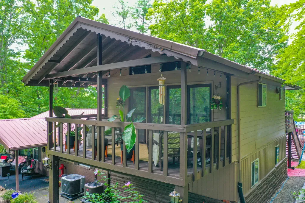902 E 9th Street London KY 40741
