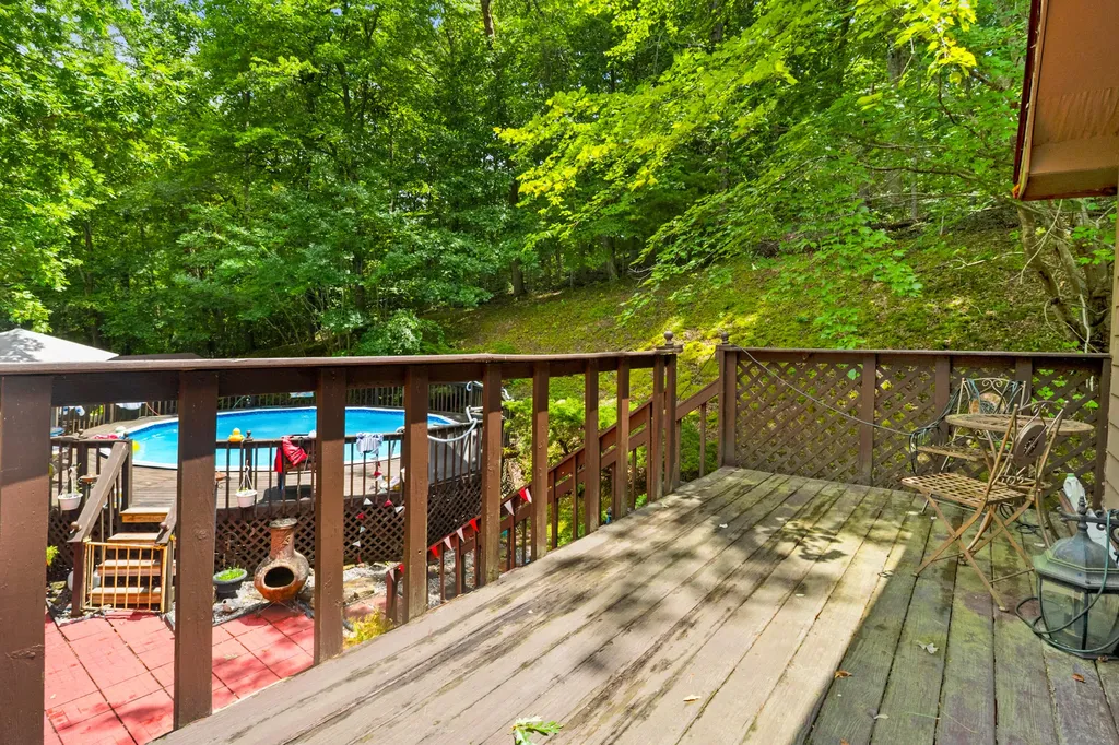 902 E 9th Street London KY 40741