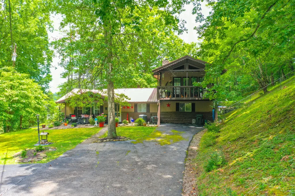 902 E 9th Street London KY 40741