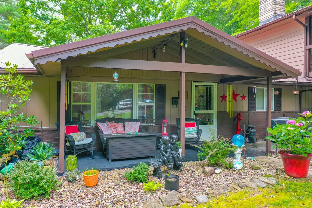 902 E 9th Street London KY 40741