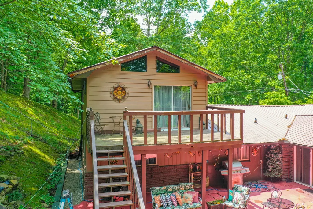 902 E 9th Street London KY 40741