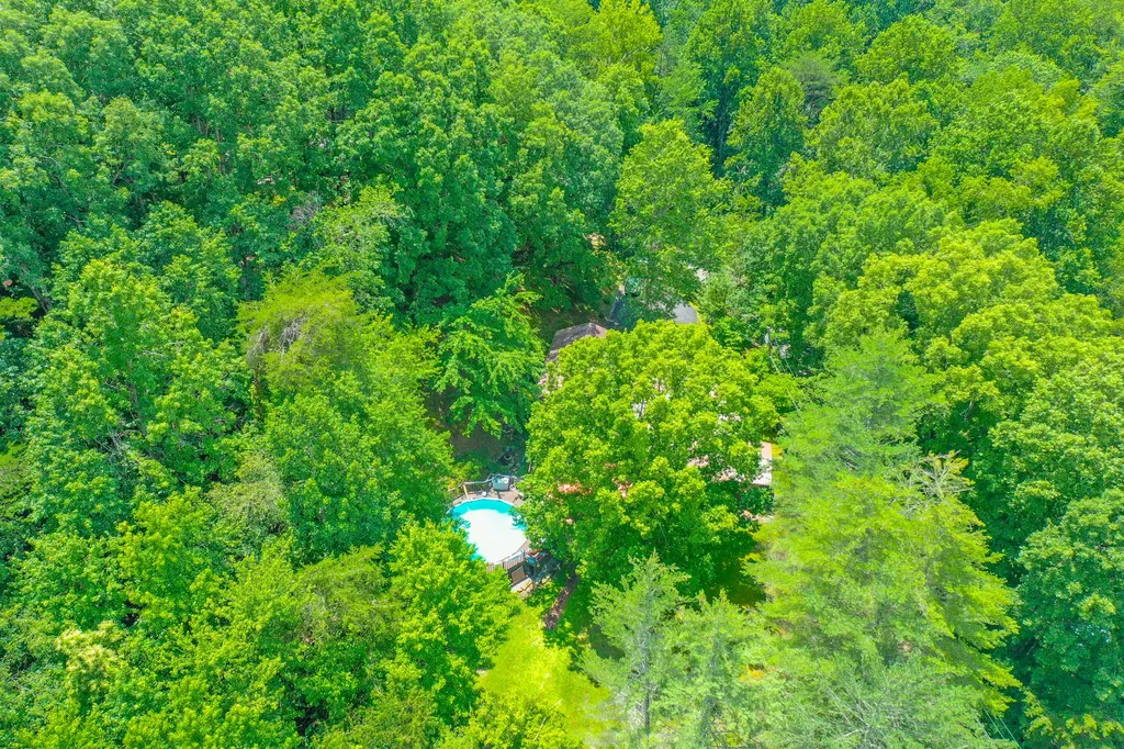 902 E 9th Street London KY 40741
