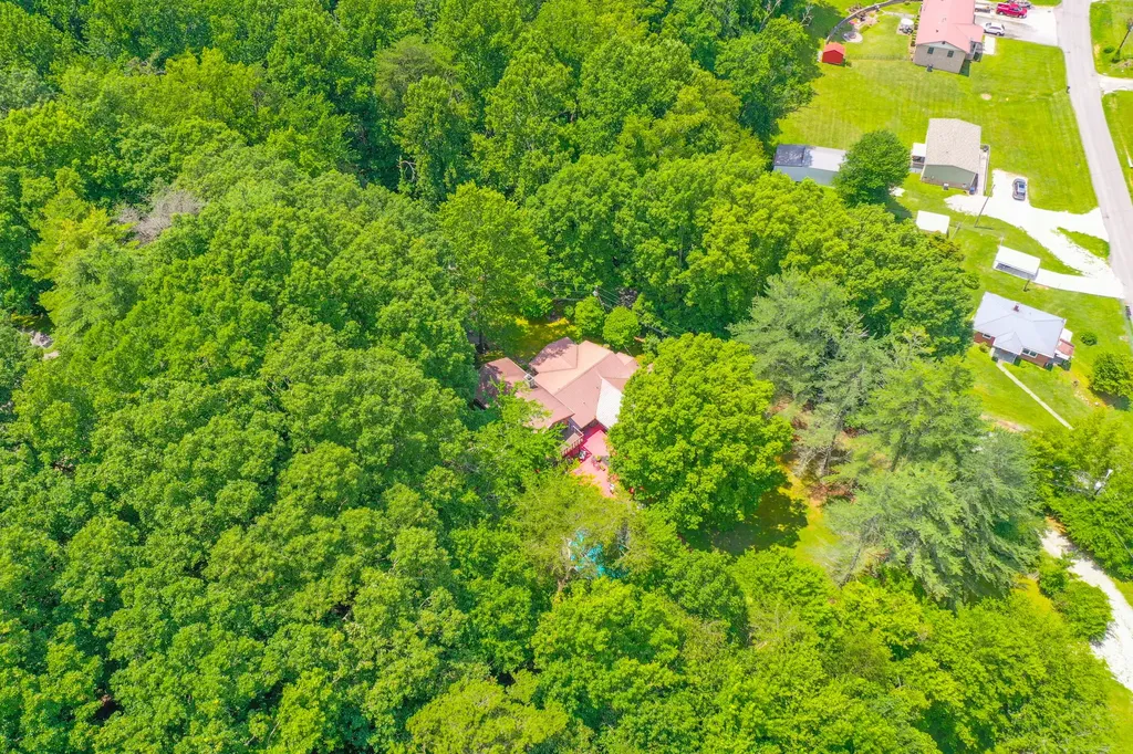902 E 9th Street London KY 40741