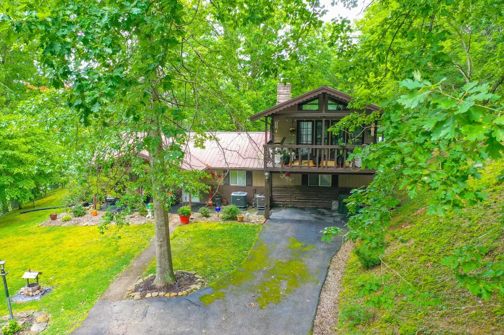 902 E 9th Street London KY 40741