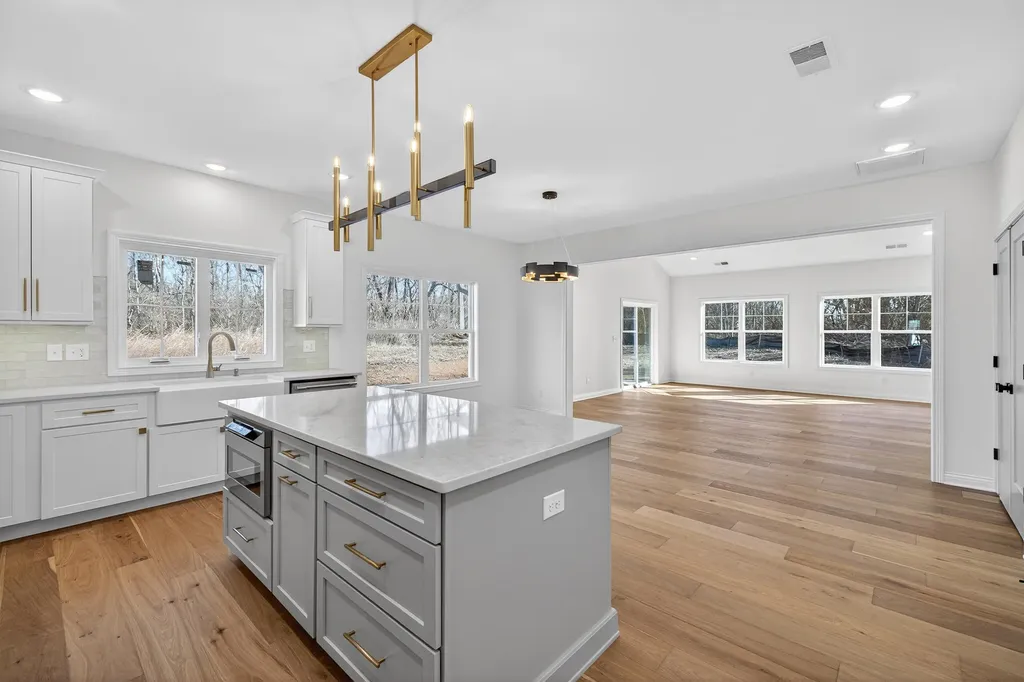 4209 Buttermilk Road Lexington KY 40509