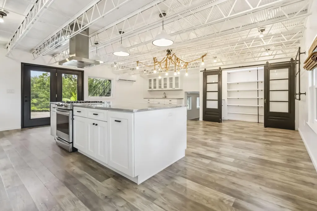 288 Royal Drive London KY 40741