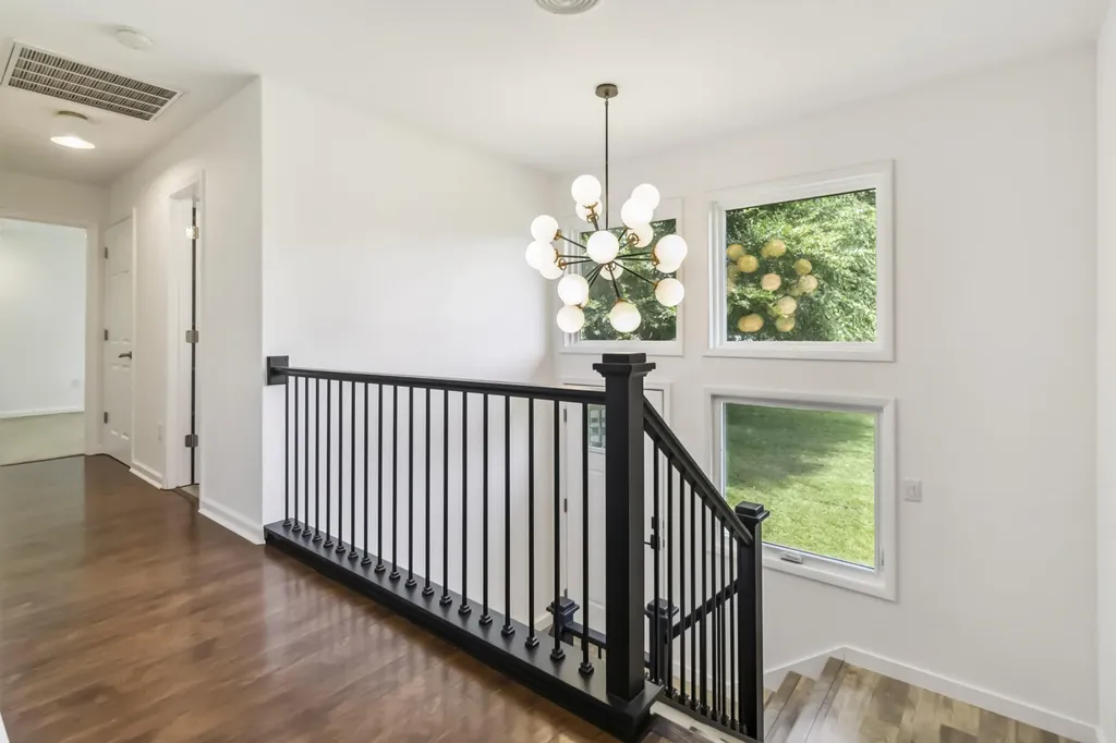 288 Royal Drive London KY 40741