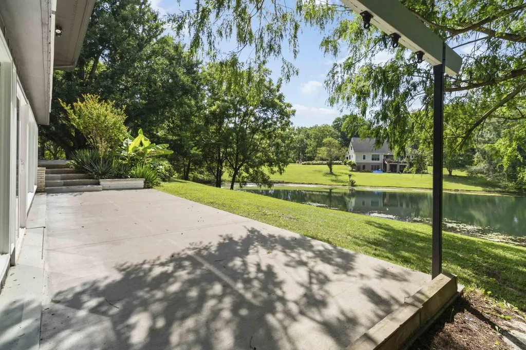 288 Royal Drive London KY 40741