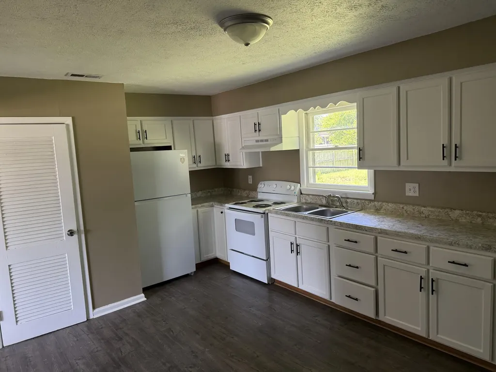 211 Laurel Drive Berea KY 40403
