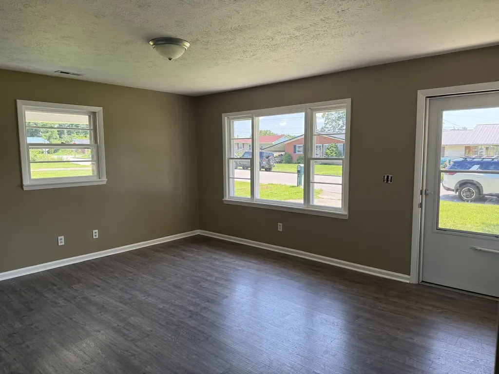 211 Laurel Drive Berea KY 40403