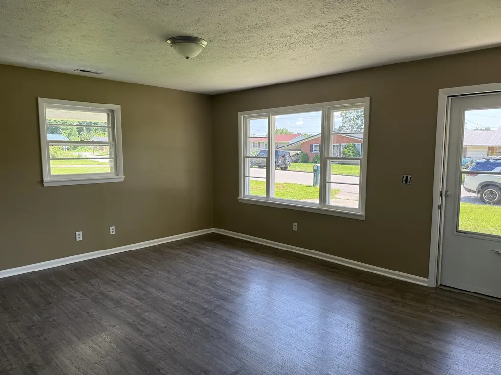 211 Laurel Drive Berea KY 40403