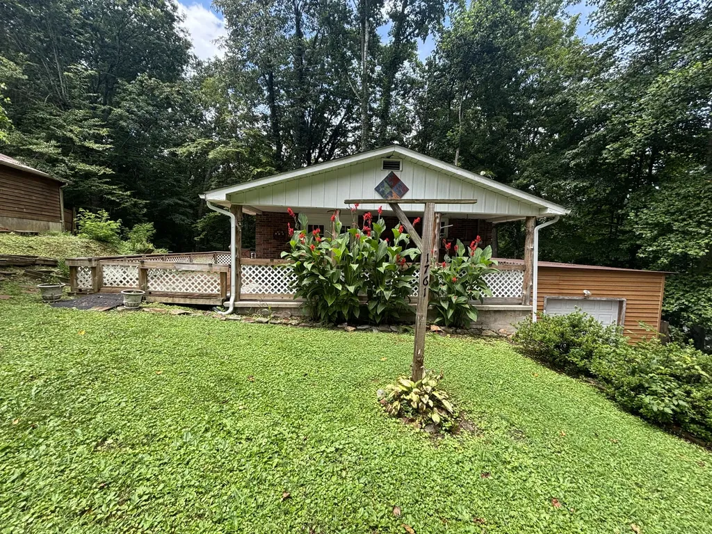 1761 Jasper Bend Road Burnside KY 42519