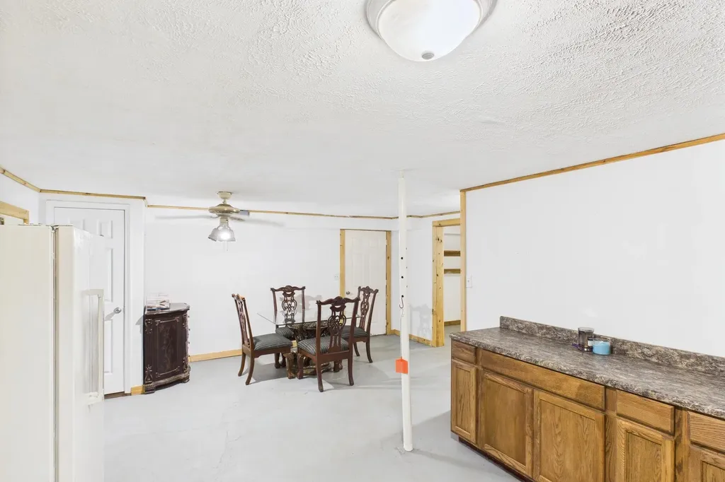 1761 Jasper Bend Road Burnside KY 42519