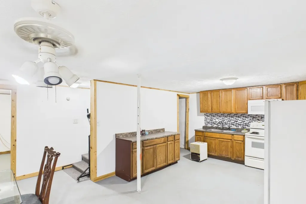 1761 Jasper Bend Road Burnside KY 42519