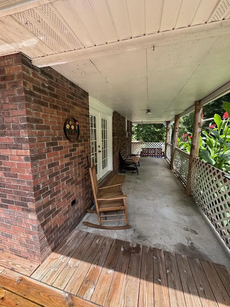 1761 Jasper Bend Road Burnside KY 42519