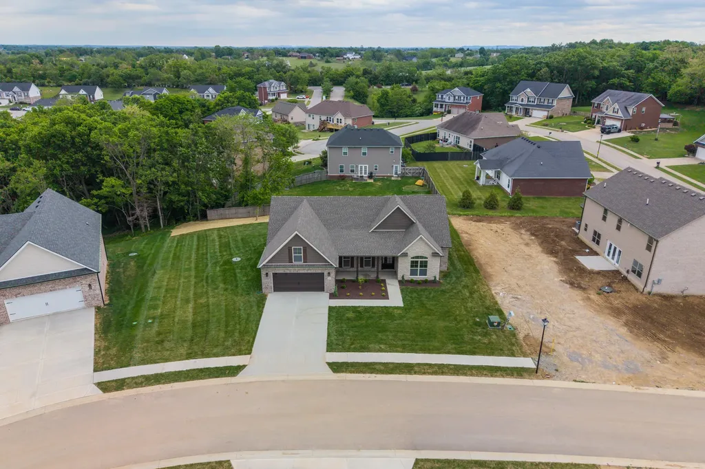 304 Circle Point Drive Richmond KY 40475