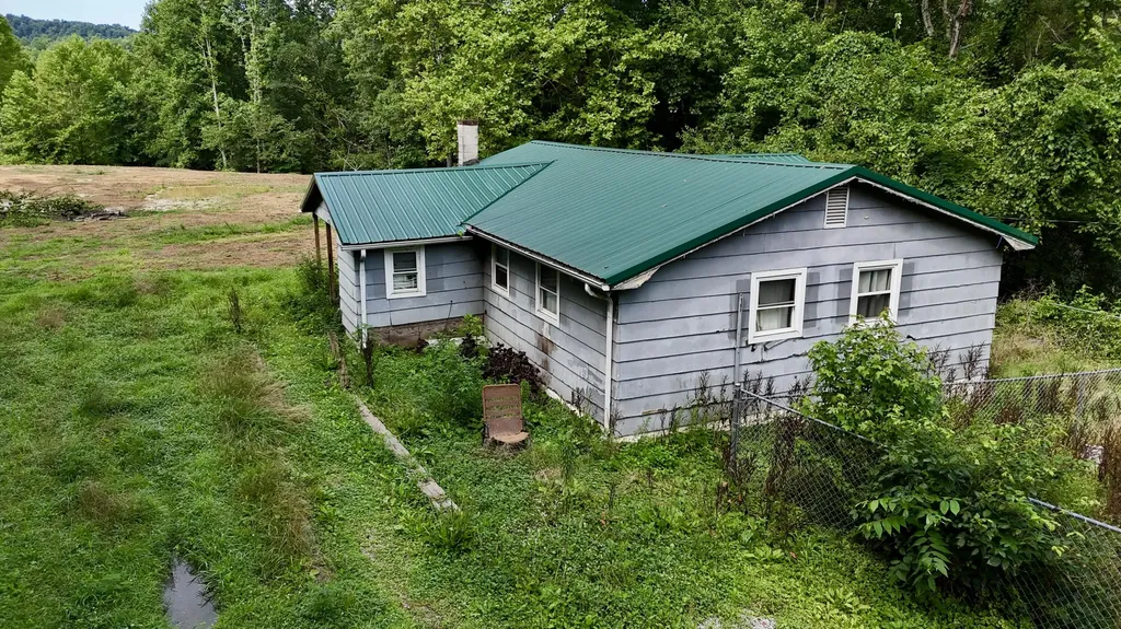 223 Bertha Hollow Road Gray KY 40734