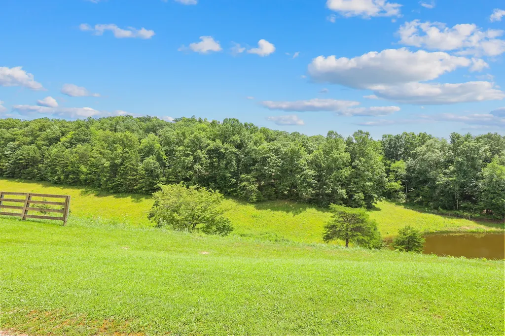 13102 Us Highway 421 South Tyner KY 40486