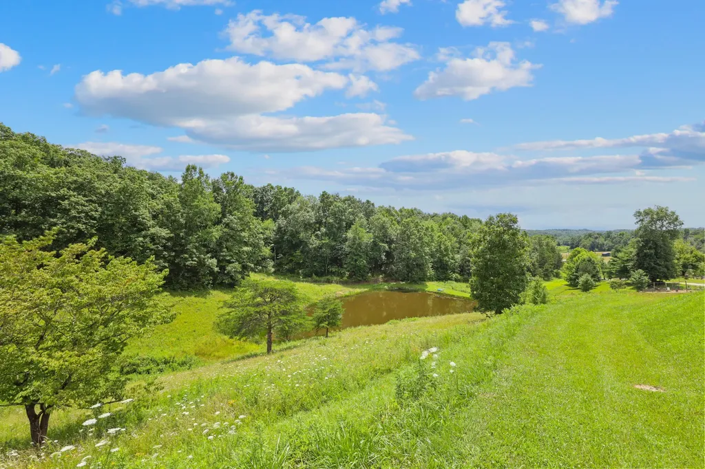 13102 Us Highway 421 South Tyner KY 40486