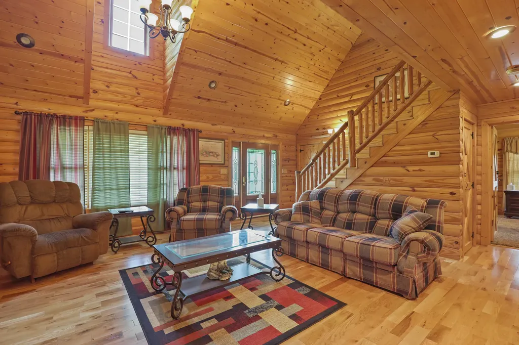 13102 Us Highway 421 South Tyner KY 40486