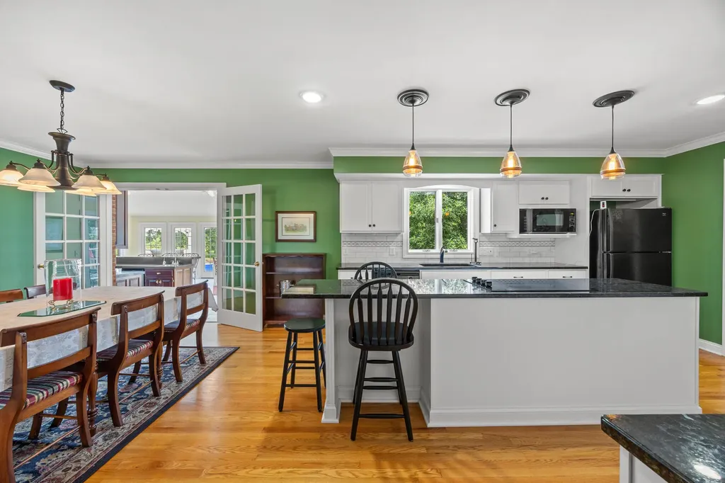 8071 Perryville Road Danville KY 40422