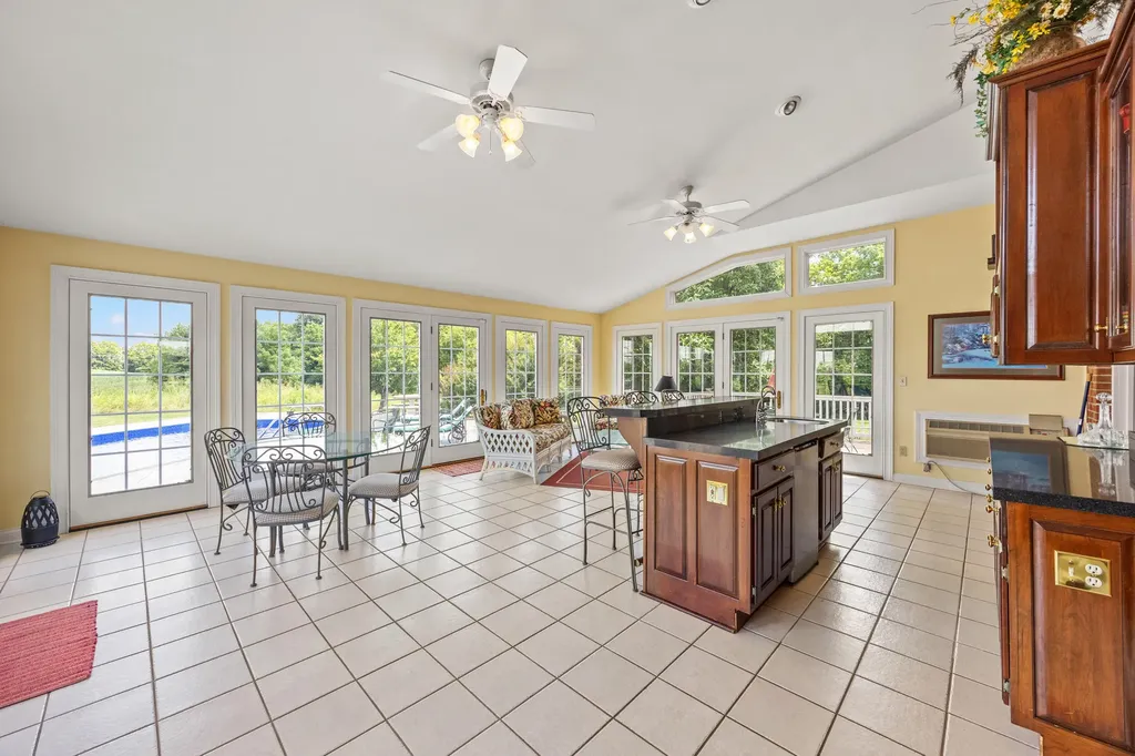 8071 Perryville Road Danville KY 40422