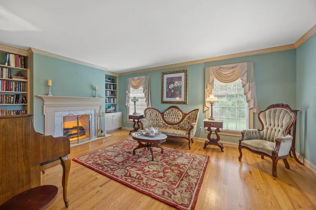 8071 Perryville Road Danville KY 40422