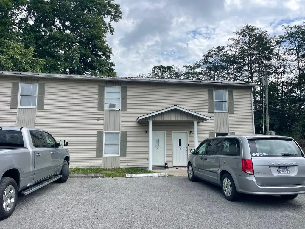 90 Emily Drive Pineville KY 40977