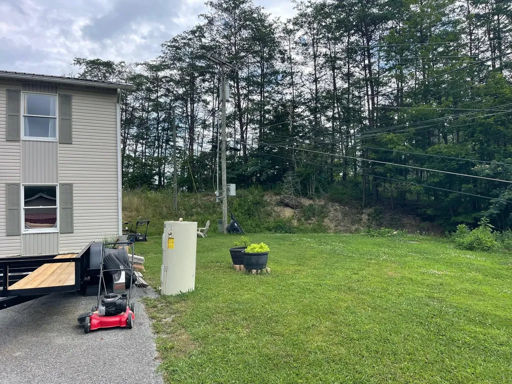 90 Emily Drive Pineville KY 40977