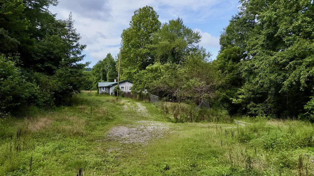 223 Bertha Hollow Road Gray KY 40734