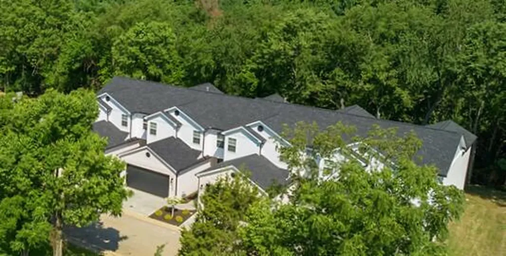 236 Sugartree Lane Versailles KY 40383