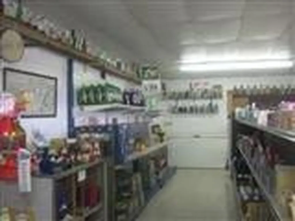 2580 Barnes Mountain Road Irvine KY 40336