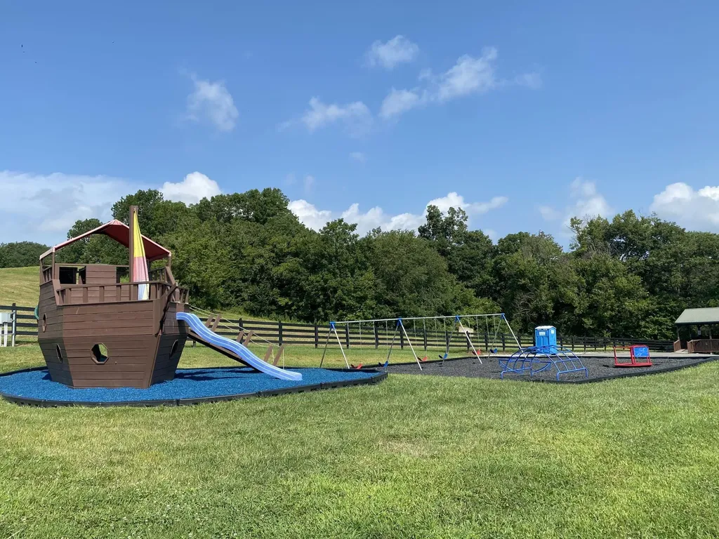 90 Meadow Point Drive Lancaster KY 40444