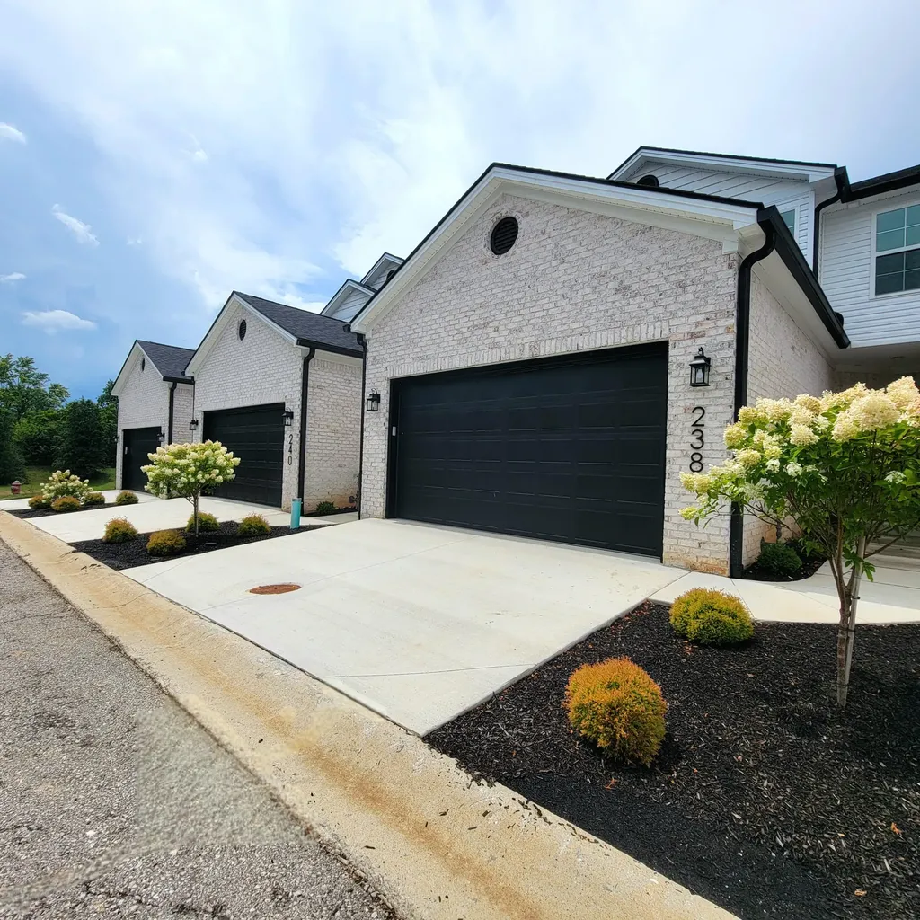 238 Sugartree Lane Versailles KY 40383