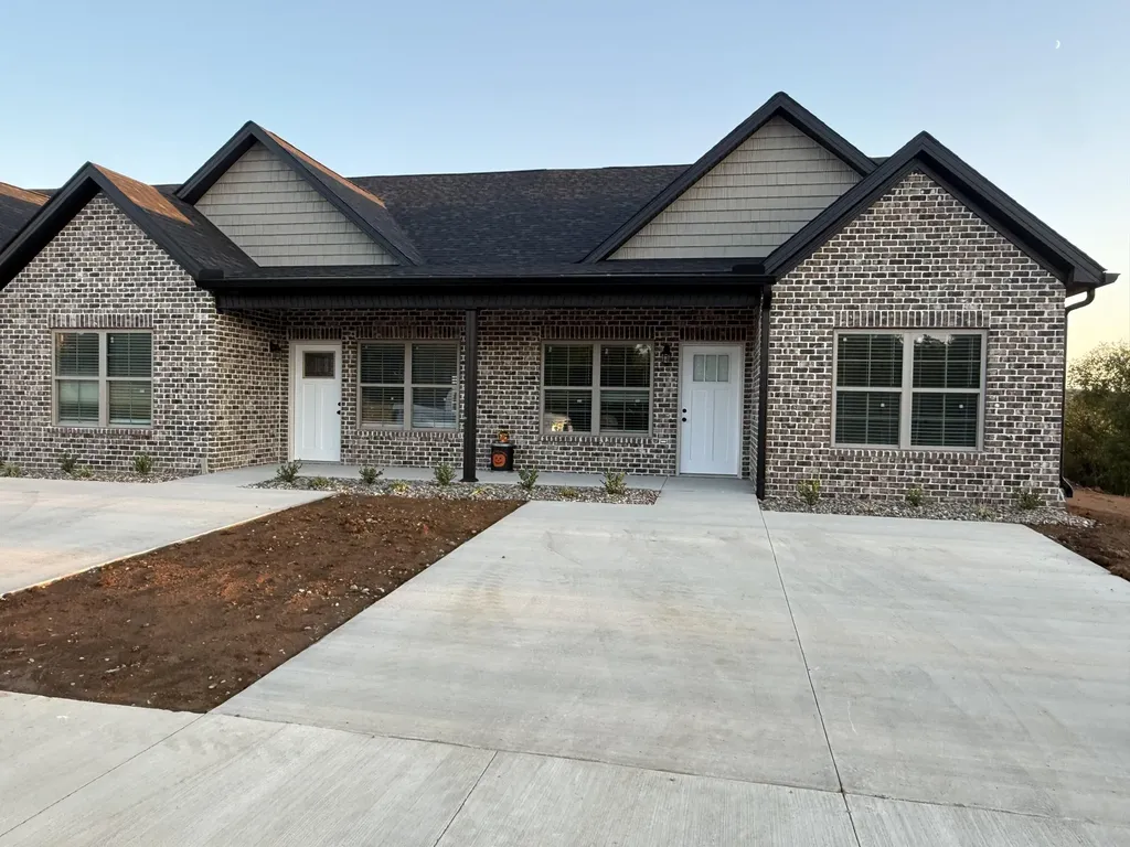 834 Ridgewood #4 Drive Berea KY 40403