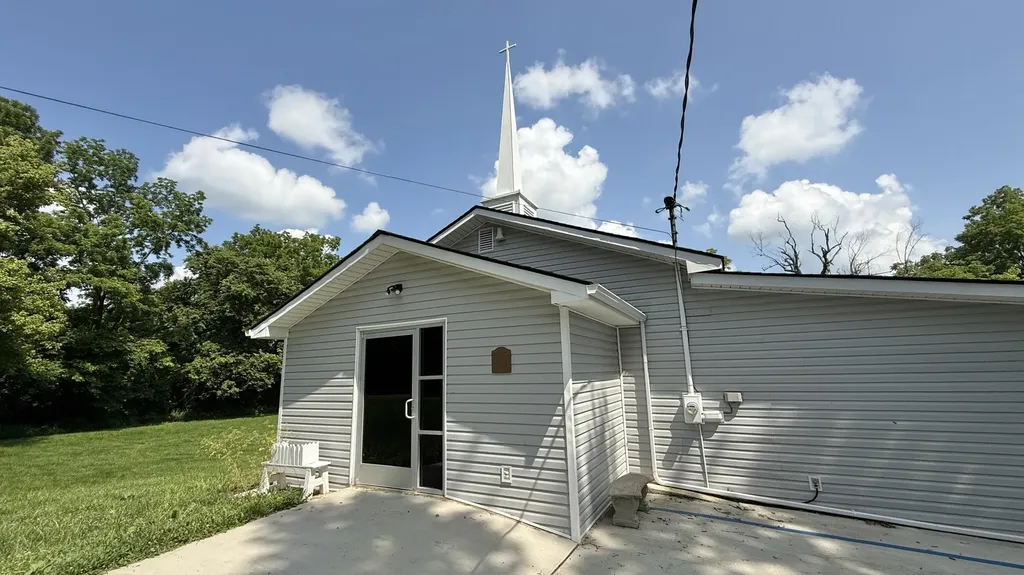 5799 Old Railroad Grade Road Paint Lick KY 40461