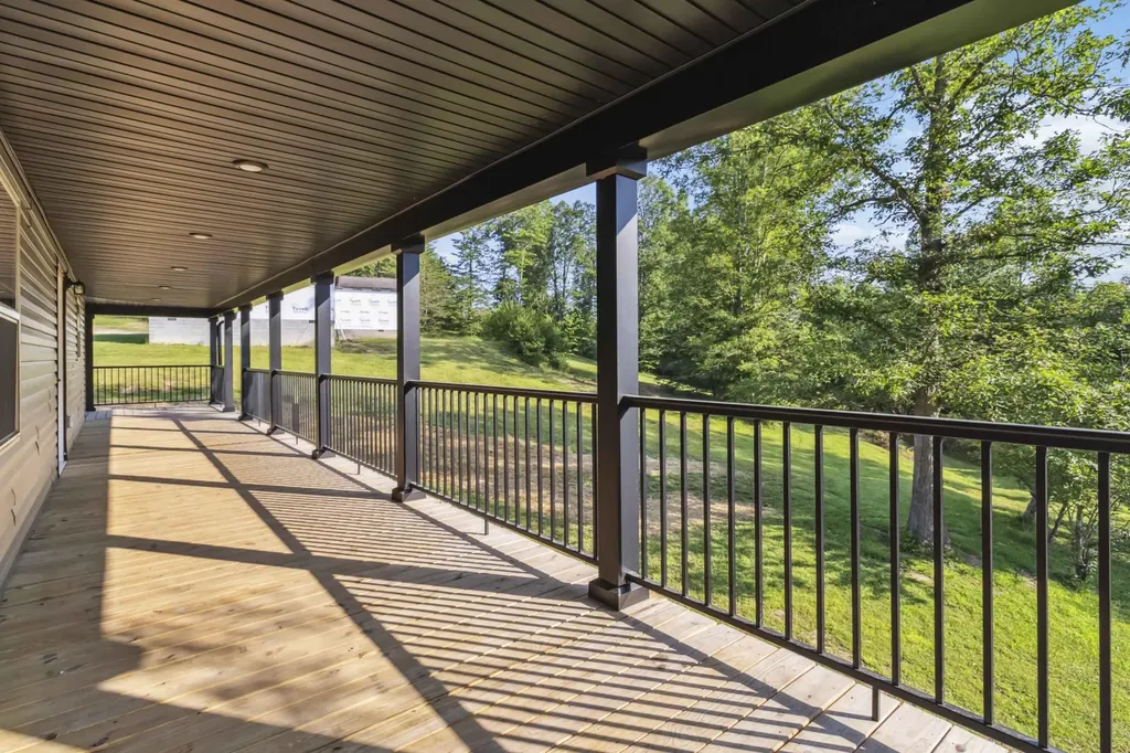 899 Ralley Road Keavy KY 40737