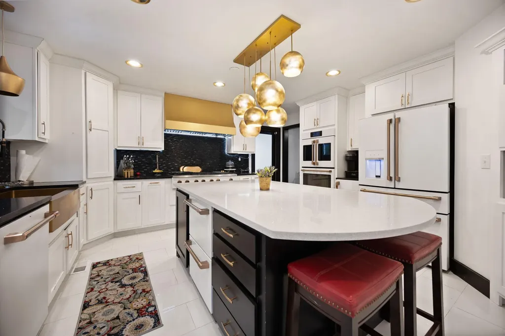 225 Spring Gate Drive London KY 40741