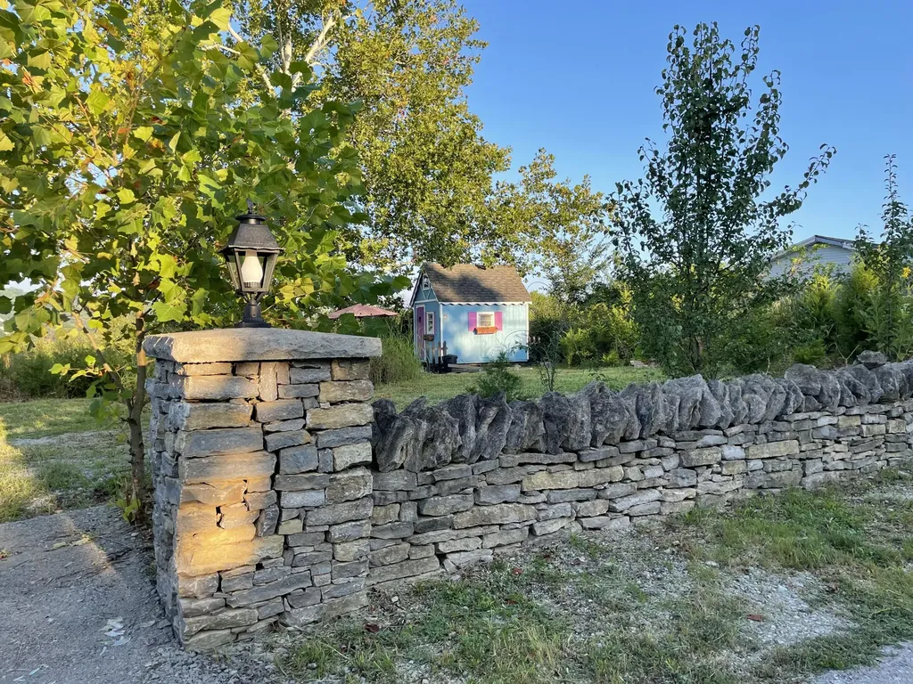 825-835 Glenns Creek Road Frankfort KY 40601