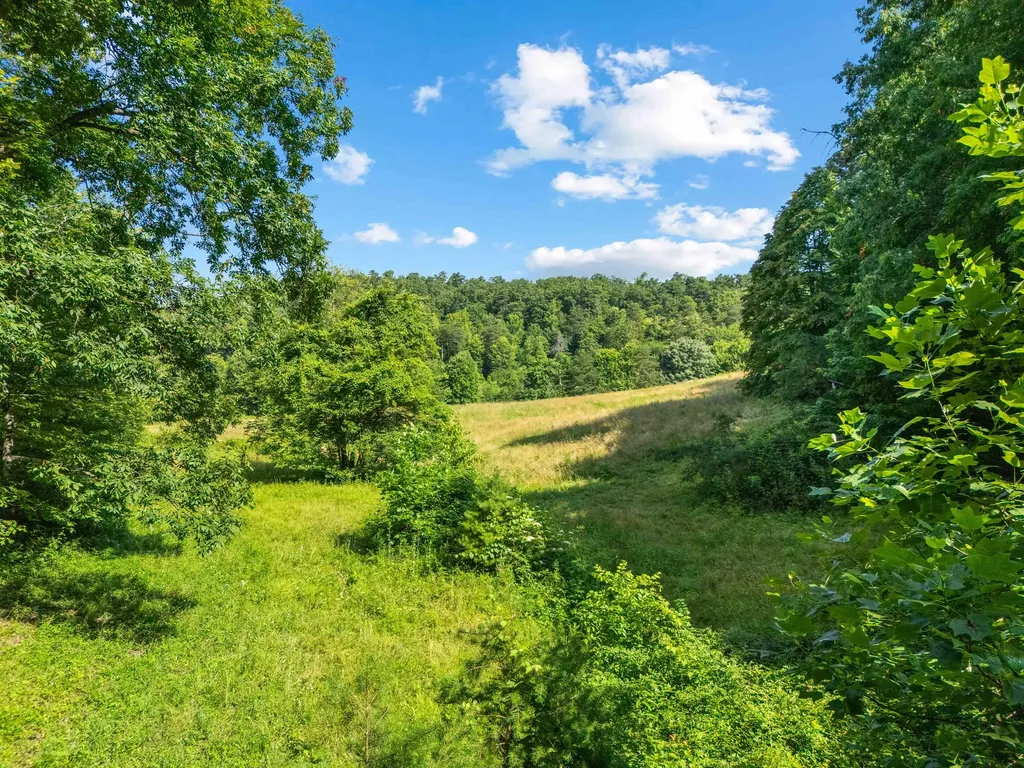 1100 Doublegate Road Jeffersonville KY 40337